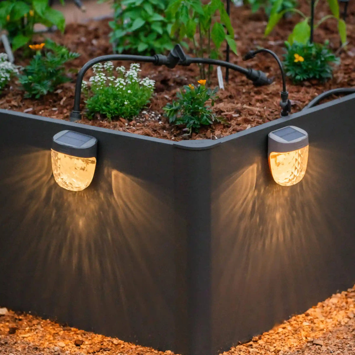 Diamond Garden Solar Light - Flat Mount